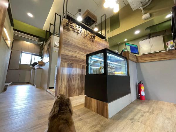 森林小徑文心店用餐环境